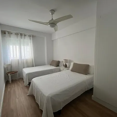 Casa Oli,1 Linea De Playa, Familias Y Parejas * Playa de Gandia
